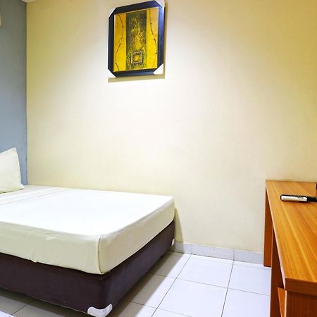 Sabrina Guest House Jakarta Luaran gambar