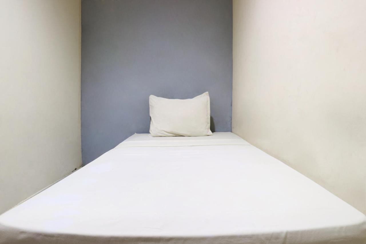 Sabrina Guest House Jakarta Luaran gambar