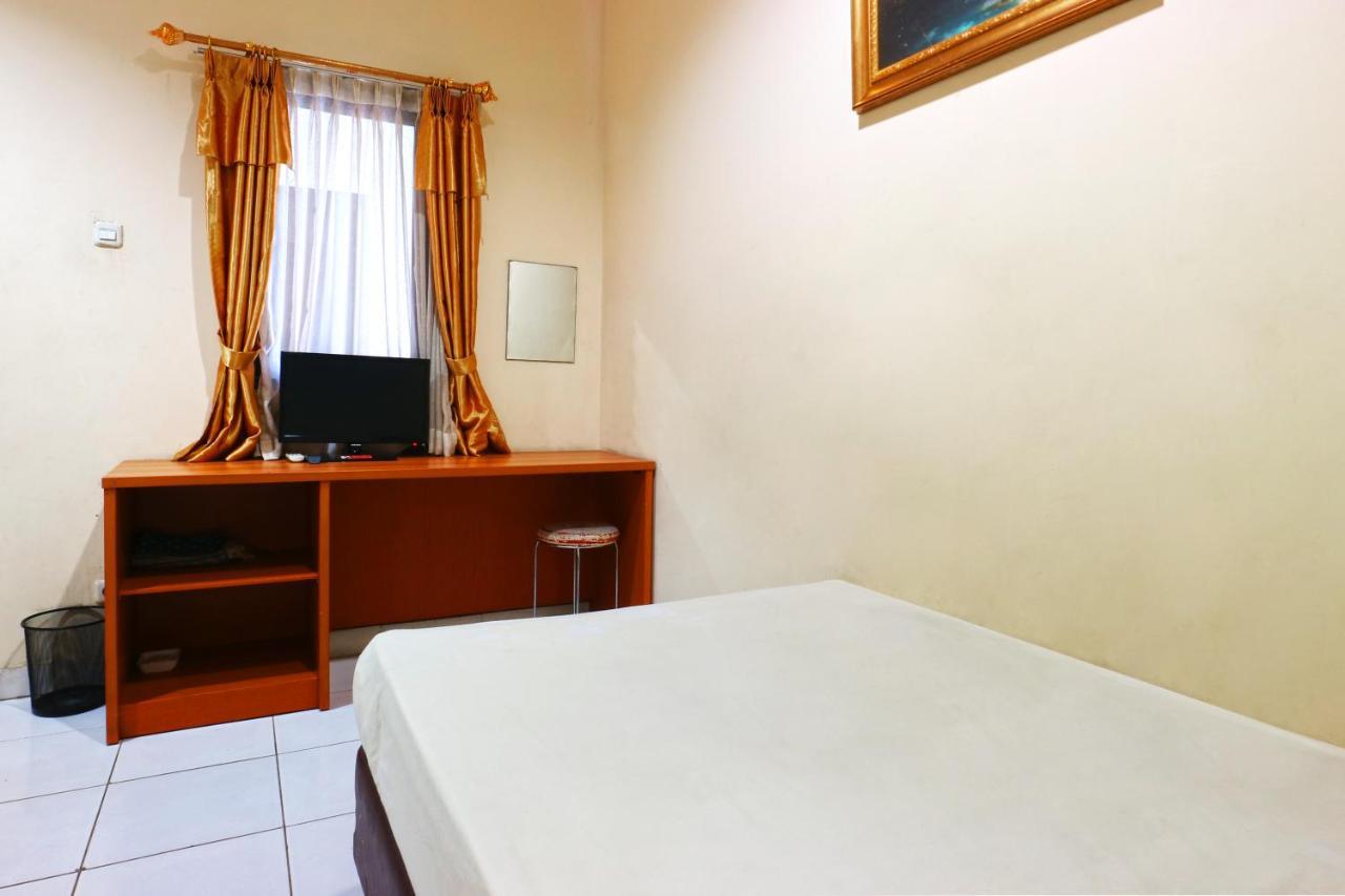 Sabrina Guest House Jakarta Luaran gambar