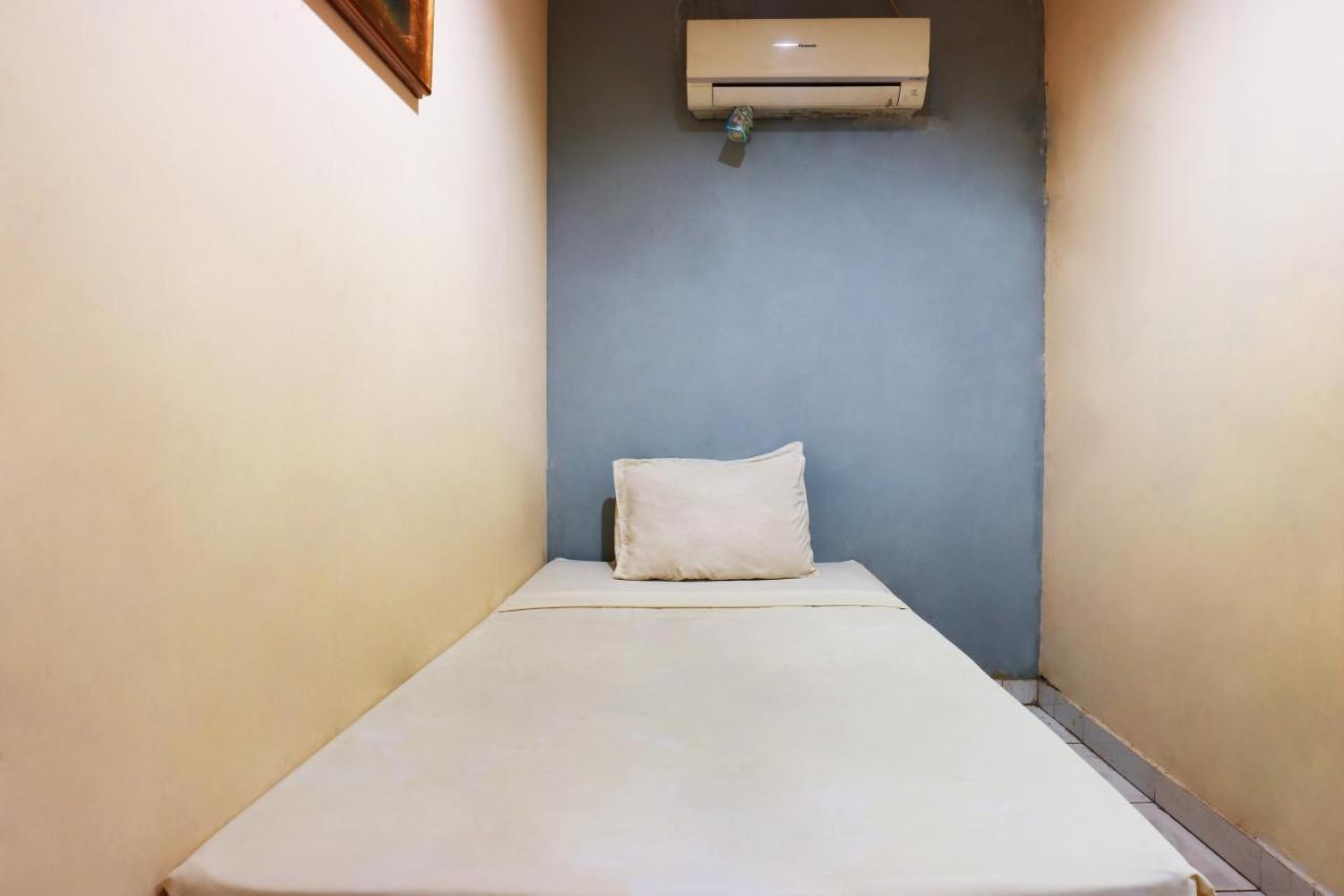 Sabrina Guest House Jakarta Luaran gambar