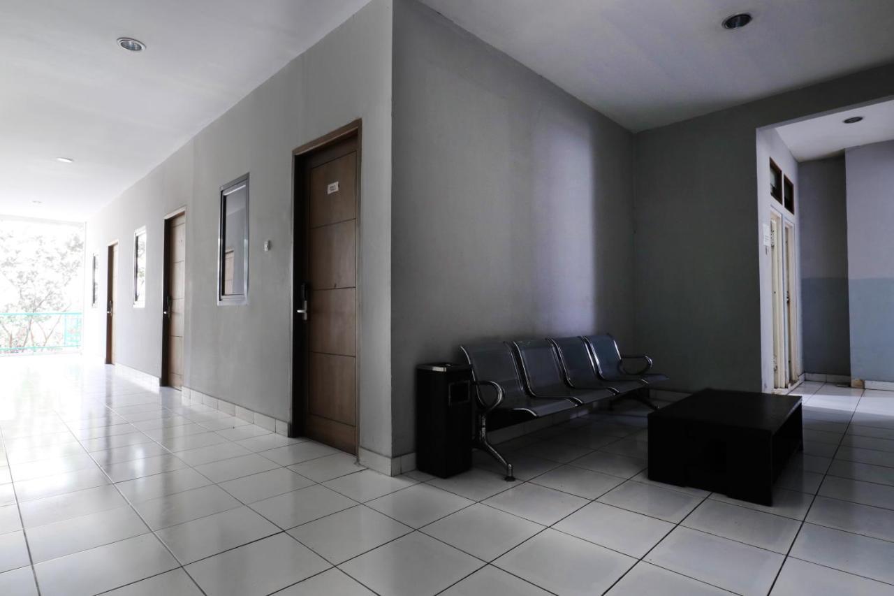 Sabrina Guest House Jakarta Luaran gambar