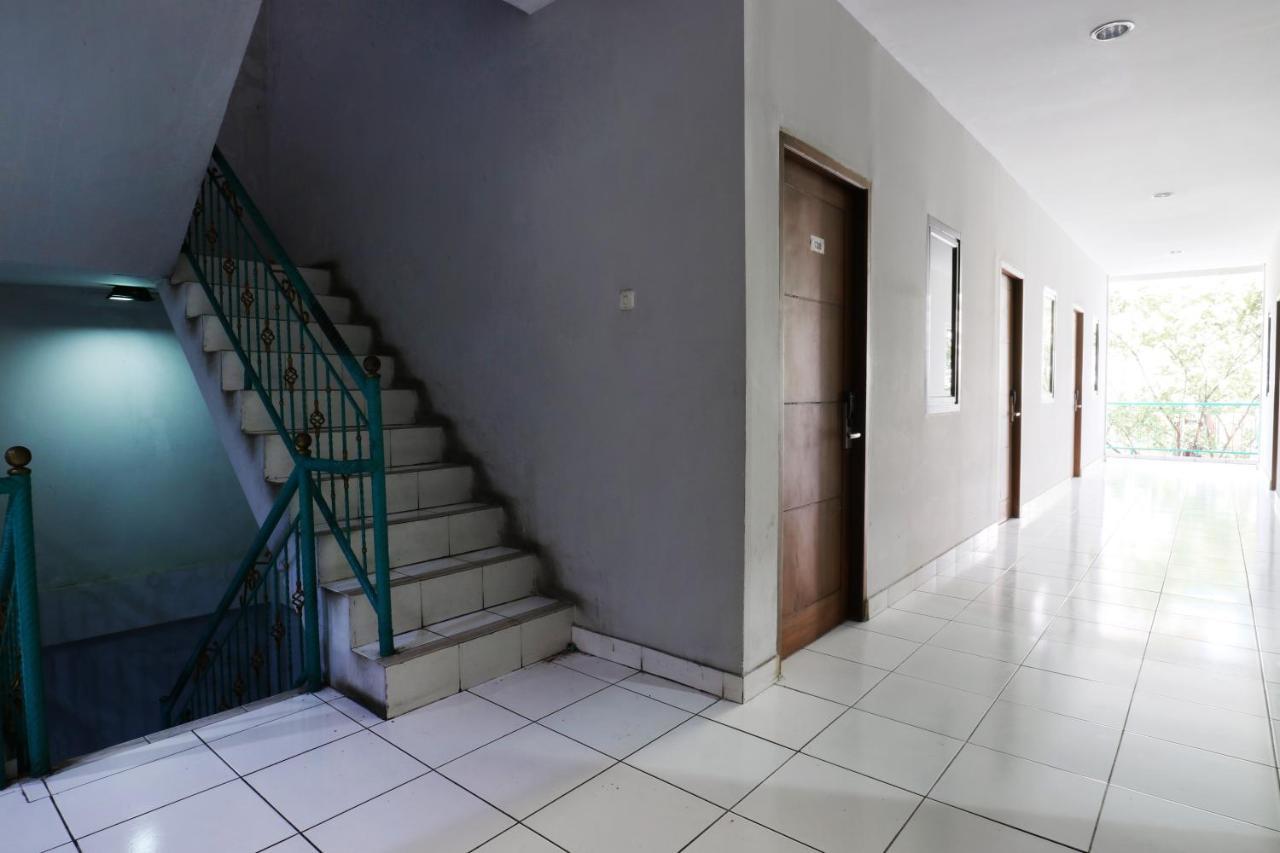 Sabrina Guest House Jakarta Luaran gambar