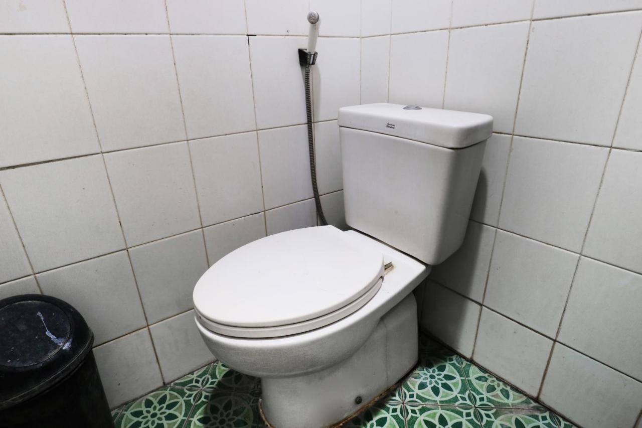 Sabrina Guest House Jakarta Luaran gambar