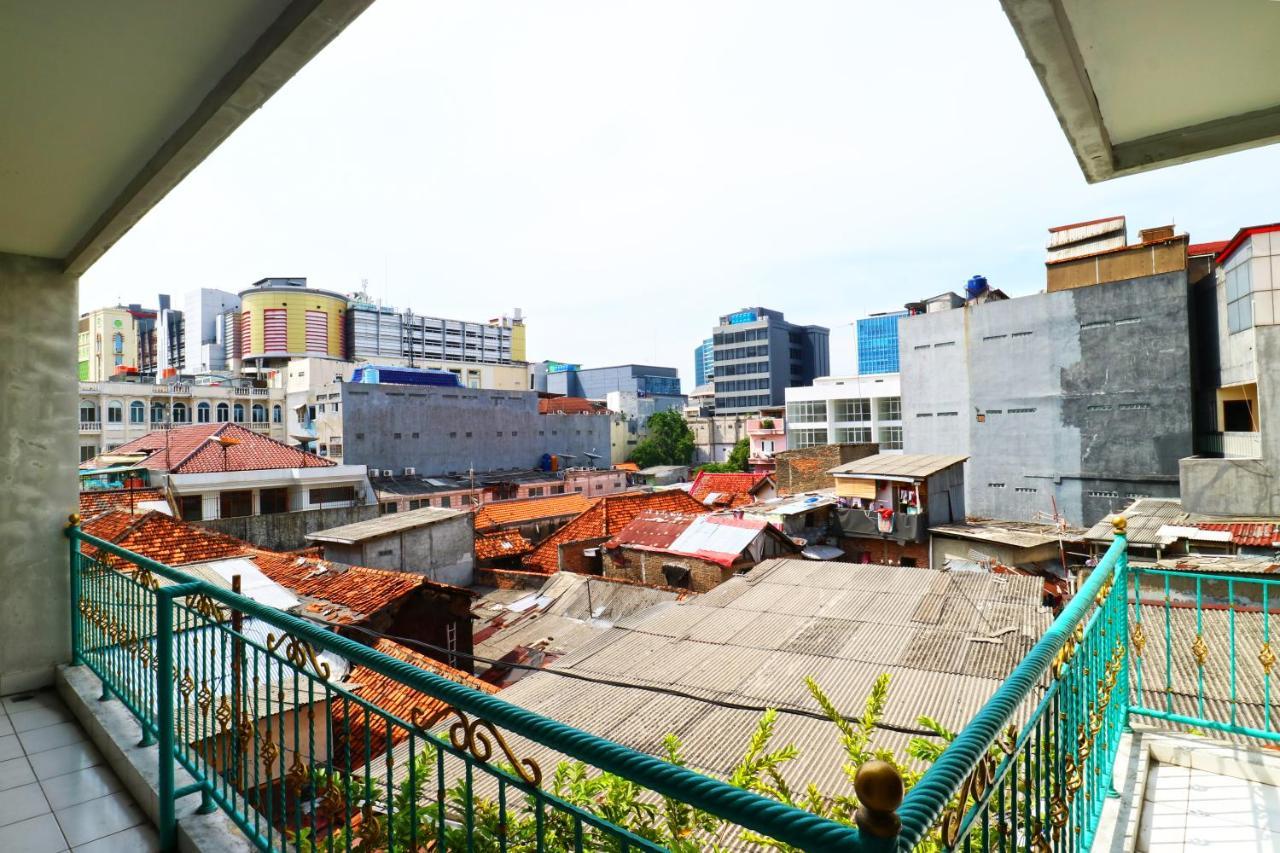 Sabrina Guest House Jakarta Luaran gambar