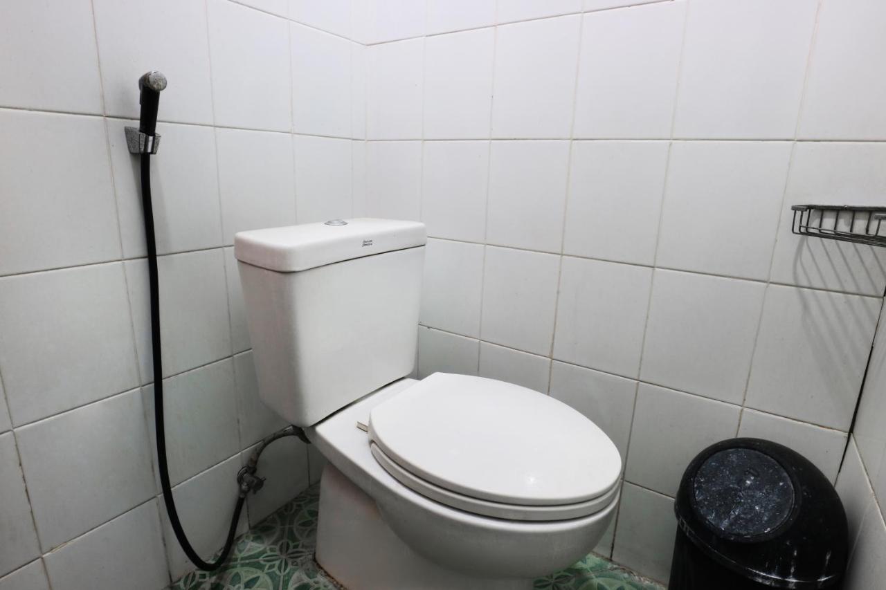 Sabrina Guest House Jakarta Luaran gambar